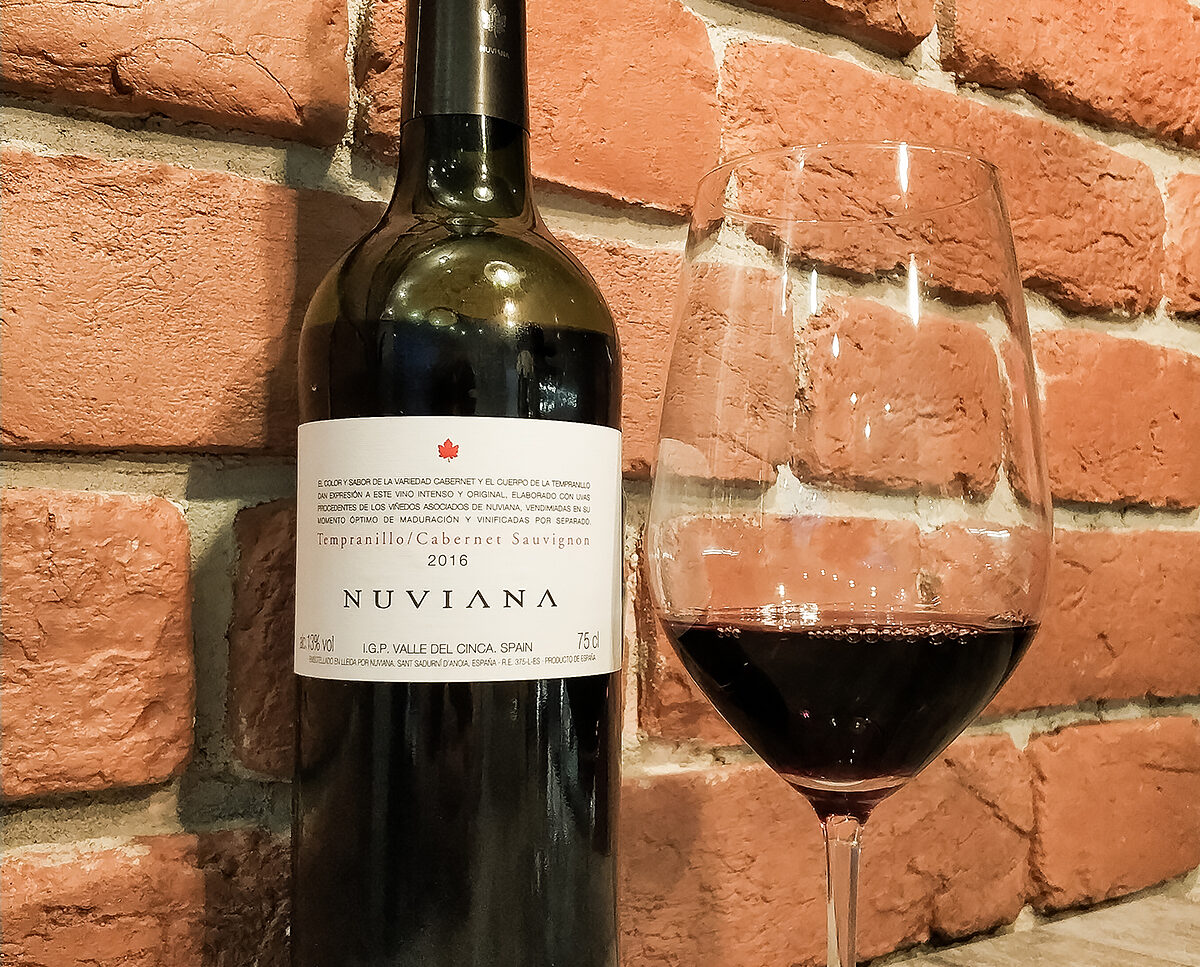 Nuviana Tempranillo Cabernet Sauvignon 2016 красное сухое – отзыв на вино  от блога Такое Вино